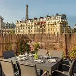 Merveil - Signature Suite - Eiffel Tower Terrace